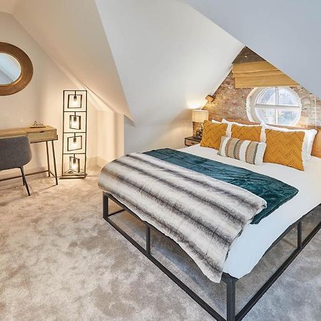 Host & Stay - 9 Highfield House Рипън Екстериор снимка