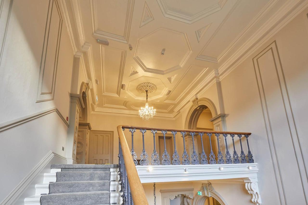 Host & Stay - 9 Highfield House Рипън Екстериор снимка